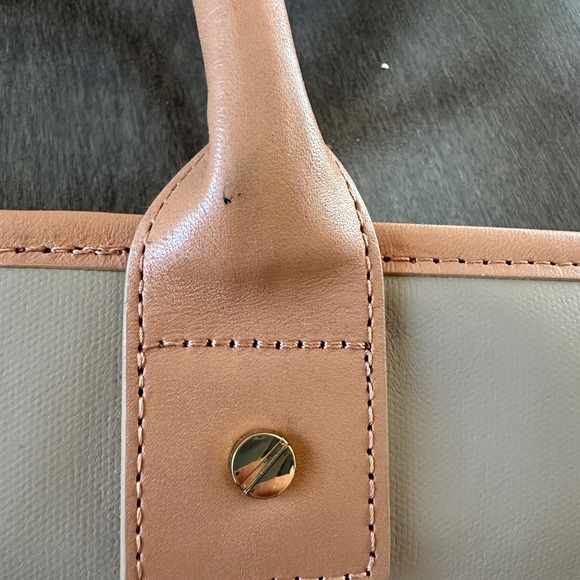 Tory Burch Jaden Tote Color Block Preppy Classy Gold Accents Tan/Candy Apple Red - Picture 8 of 10